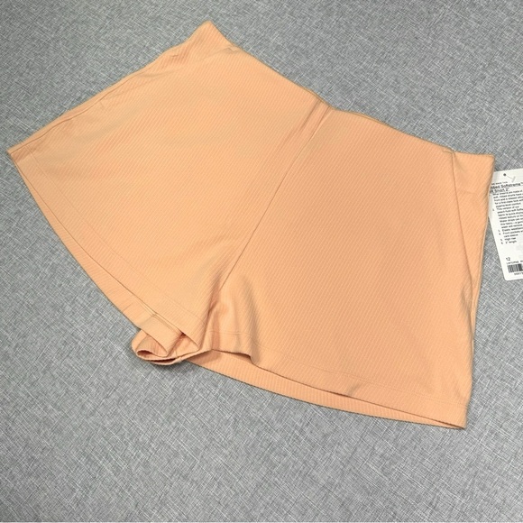 Lululemon Ribbed Softstreme High Rise Shorts Peach Bellini 12 NWT - Picture 5 of 9